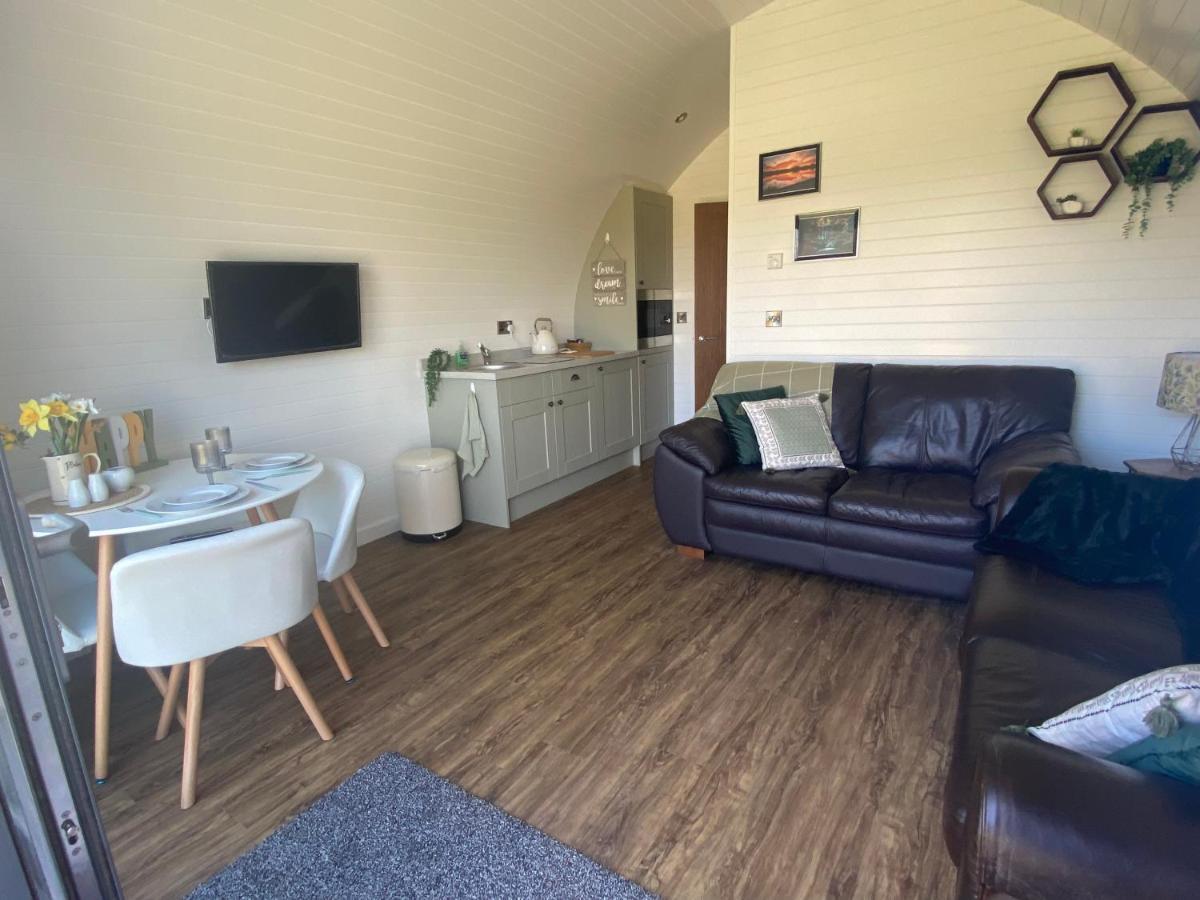 1-Bed Pod Cabin In Beautiful Surroundings Wrexham Exterior photo