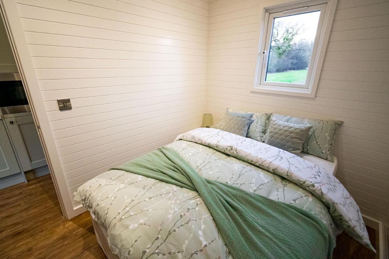 1-Bed Pod Cabin In Beautiful Surroundings Wrexham Exterior photo